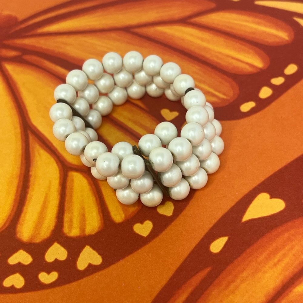 Vintage SNAP ON bracelet faux pearl three strand, approximately 7.5” inches long